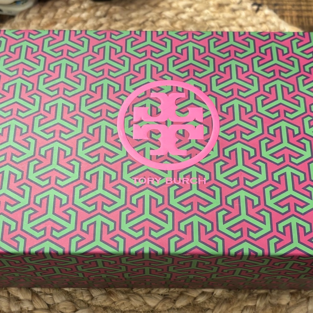 Empty Tory Burch  Box
